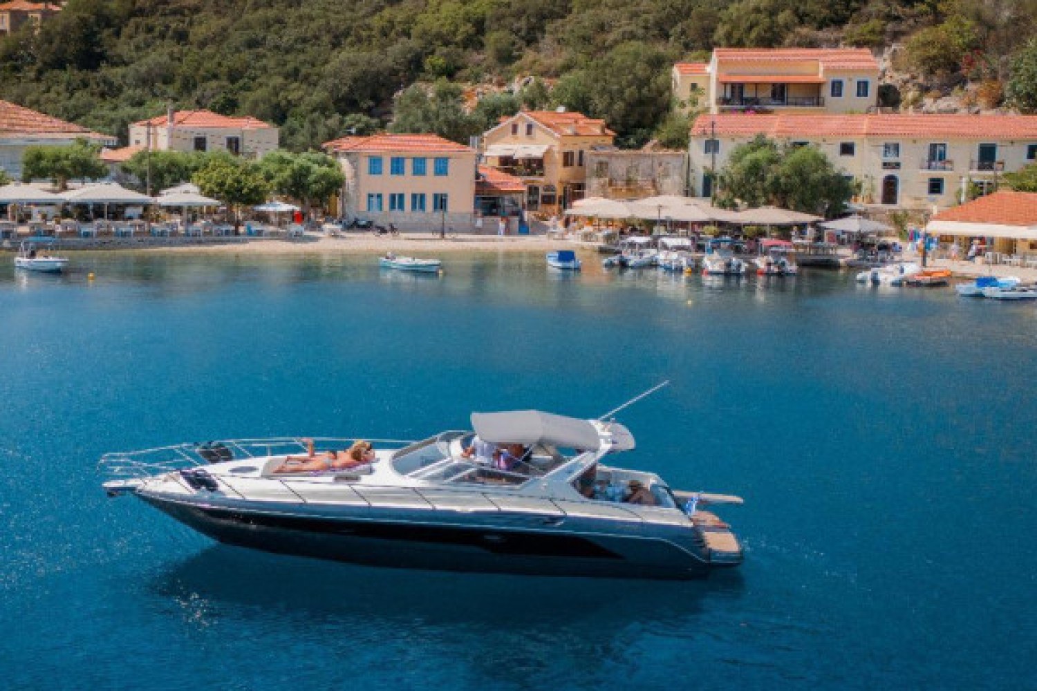 Luxury Yacht Cruise to Kefalonia - Full Day (10 hours)